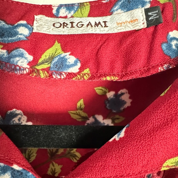 Red Floral Blouse with Pleated Detail - Picture 2 of 3